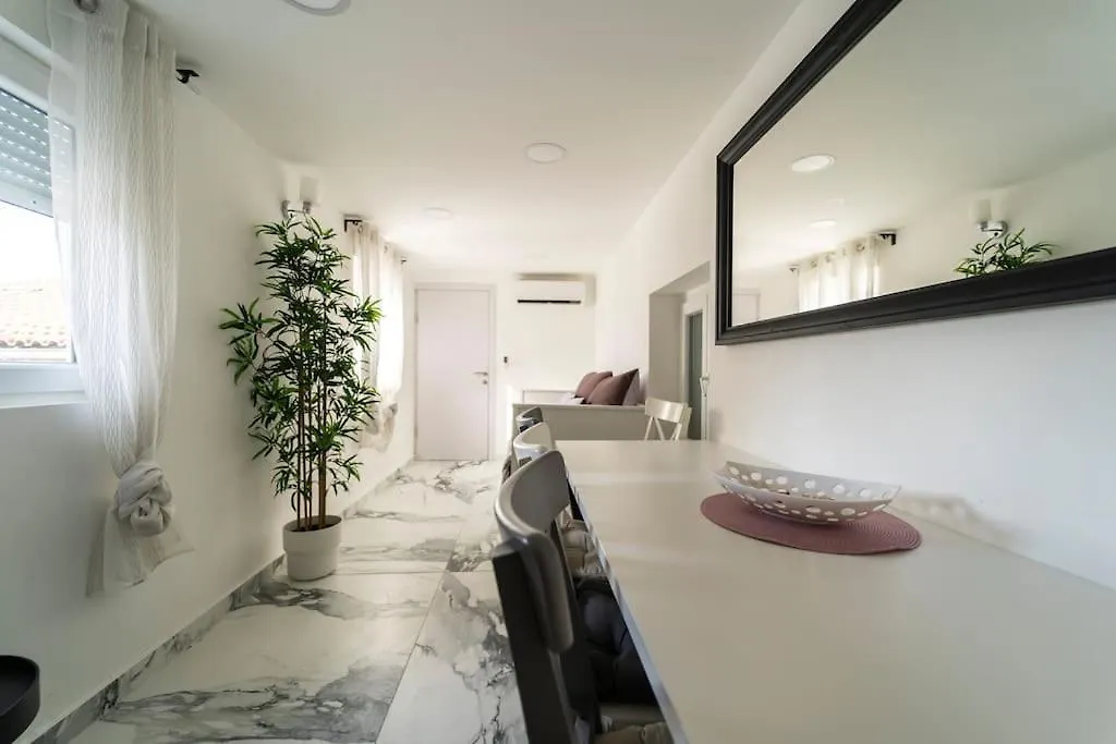 Apartment Enjoy The Silence In Zadar Old City Private Penthouse Croatia
